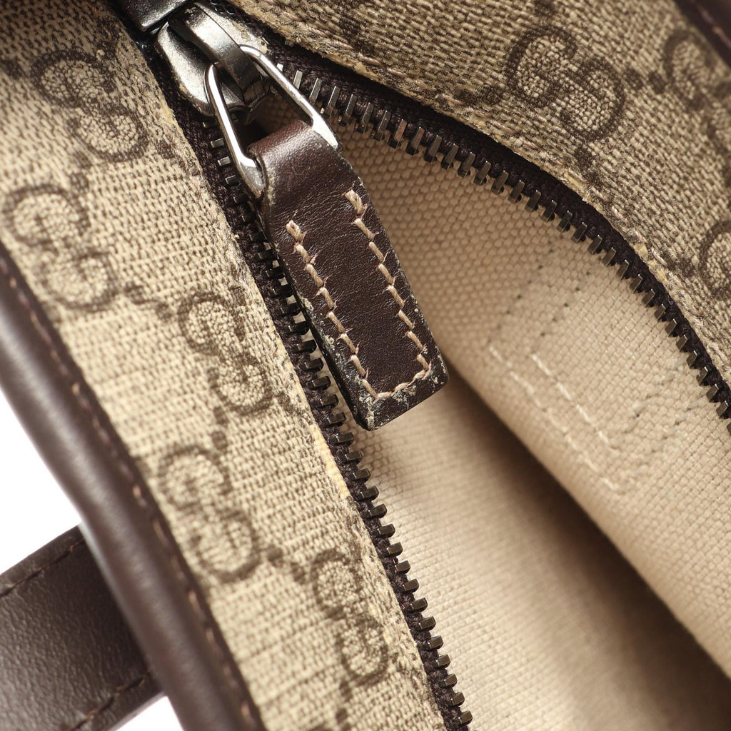 Gucci GG Supreme Tote · Coated Canvas