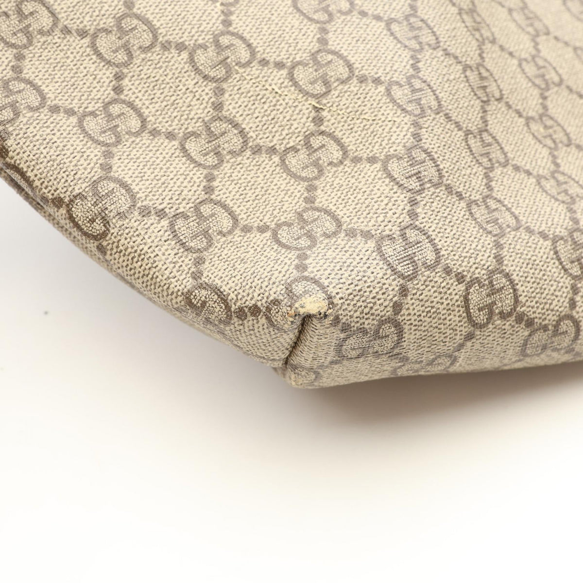 Gucci GG Supreme Tote · Coated Canvas