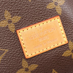 Louis Vuitton Saumur 30 · Monogram