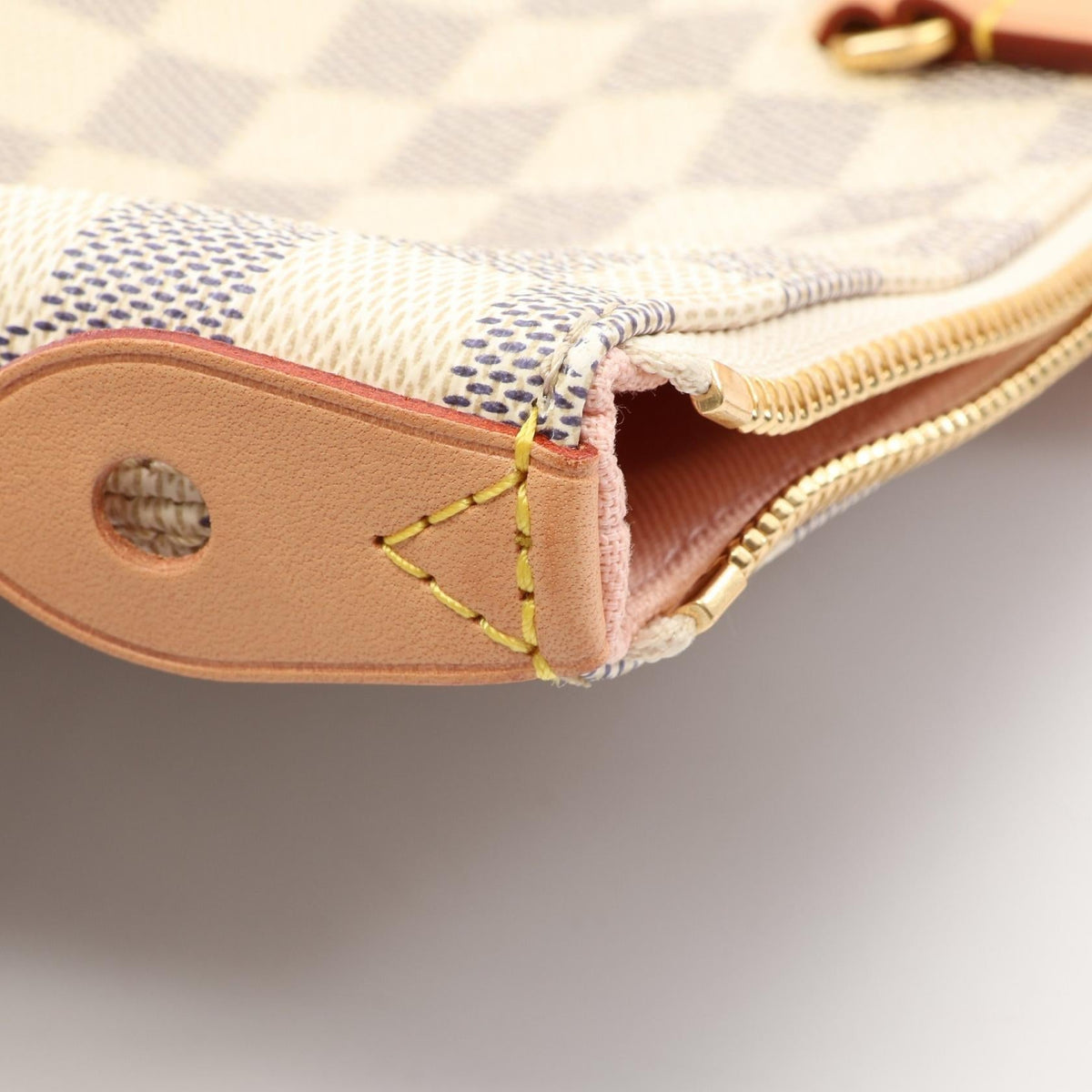 Louis Vuitton Iena MM · Damier Azur