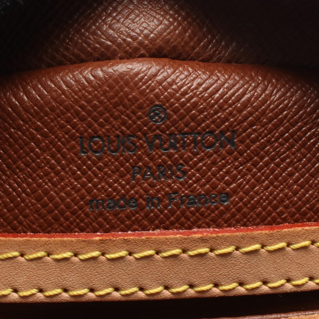 Louis Vuitton Blois · Monogram