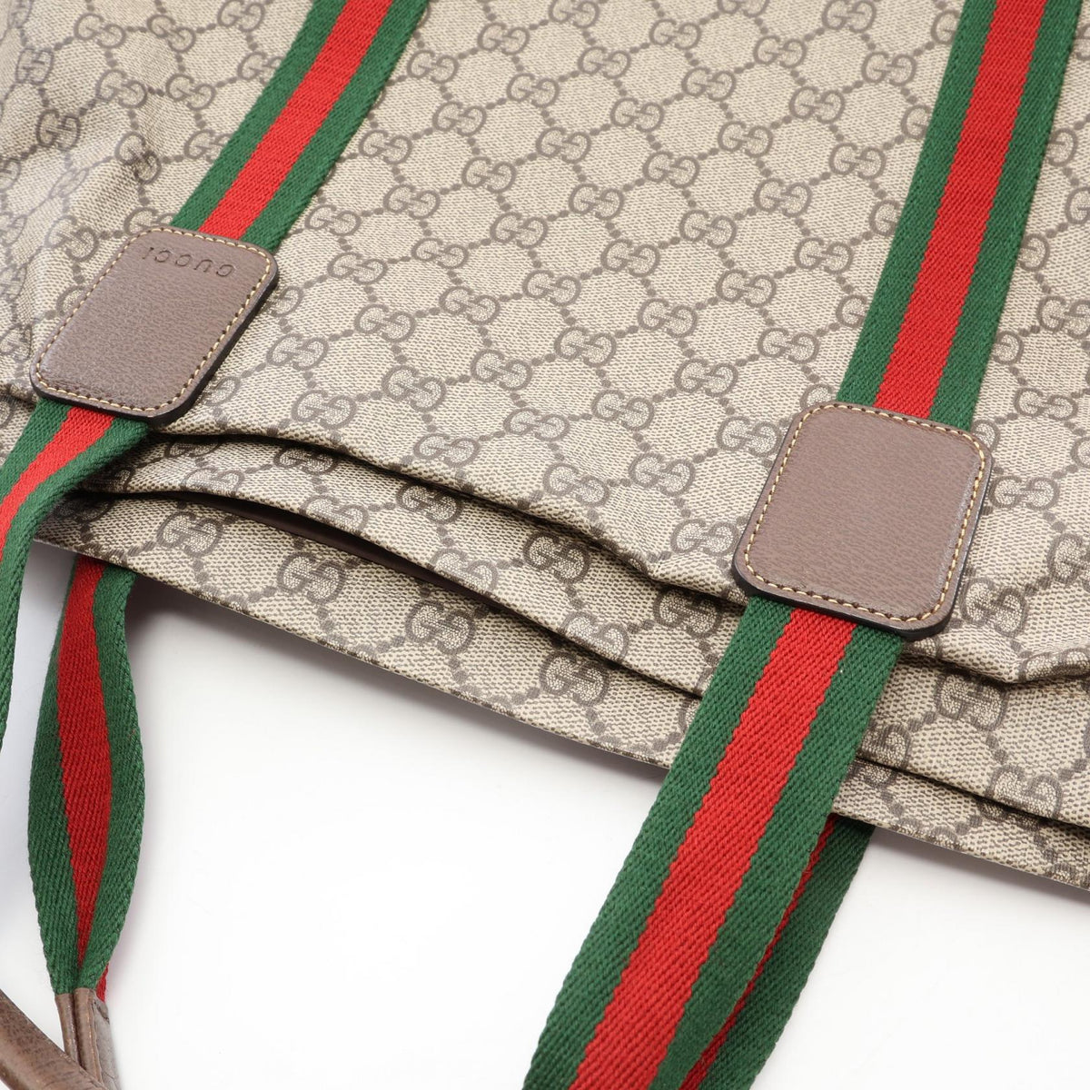 Gucci GG Supreme Shelly Line · Tote