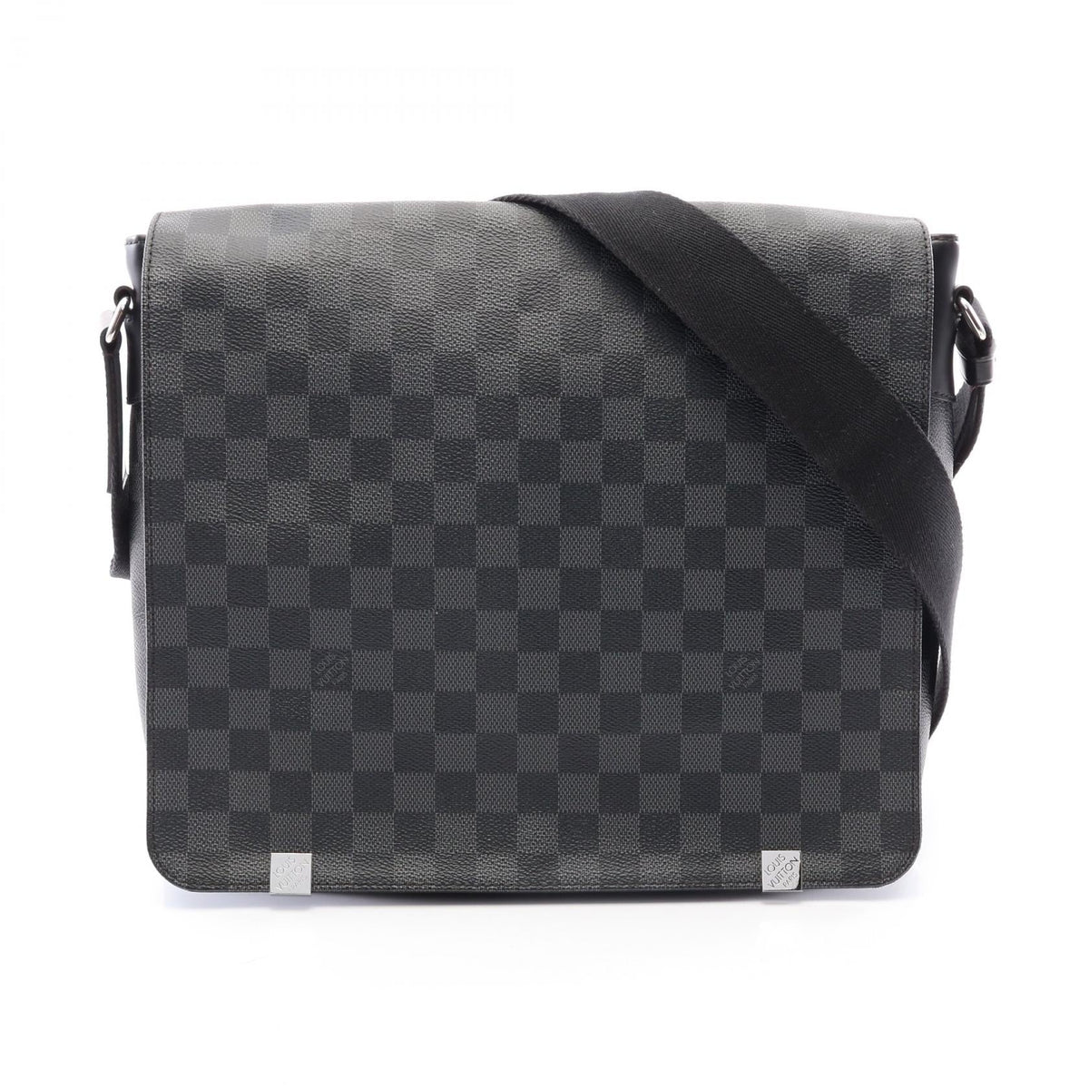 Louis Vuitton District MM · Damier Graphite