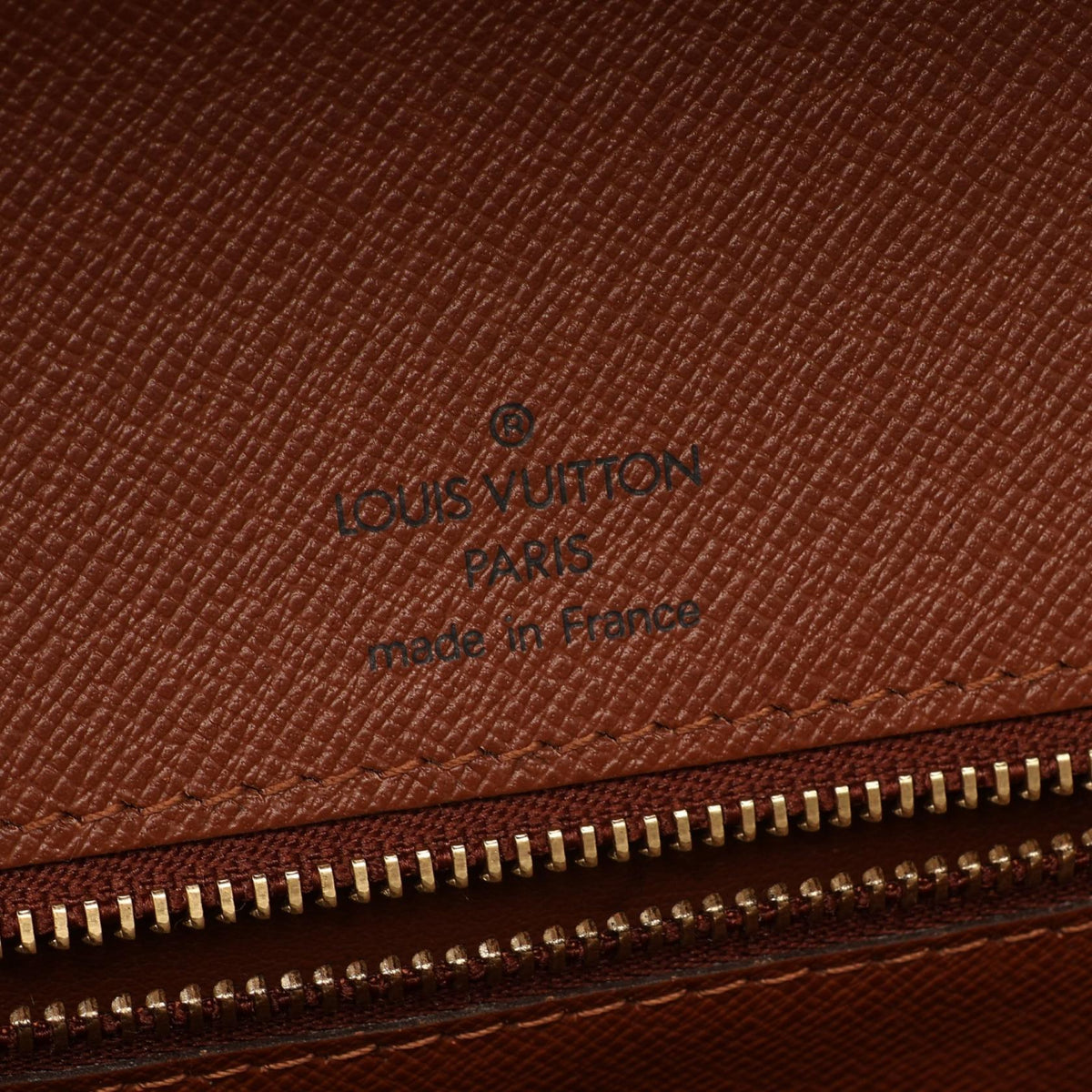 Louis Vuitton Monceau · Monogram