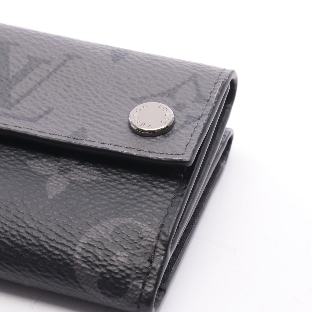 Louis Vuitton Discovery · Monogram Eclipse