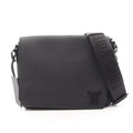 Louis Vuitton Takeoff Messenger · Leather