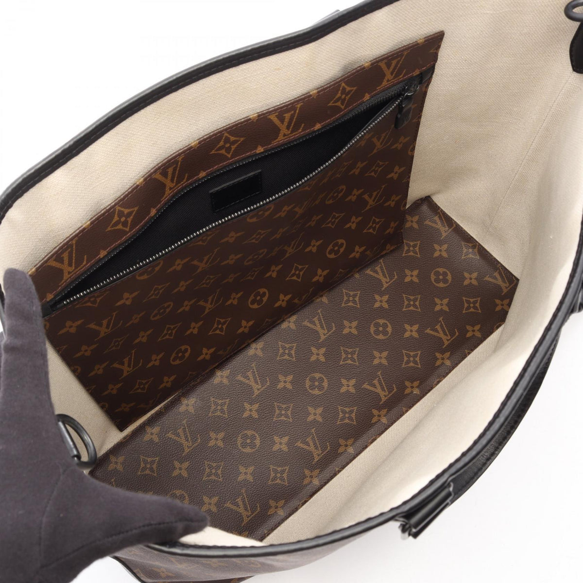 Louis Vuitton Weekend Tote GM · Macassar