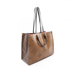 Louis Vuitton OnTheGo GM · Monogram Giant
