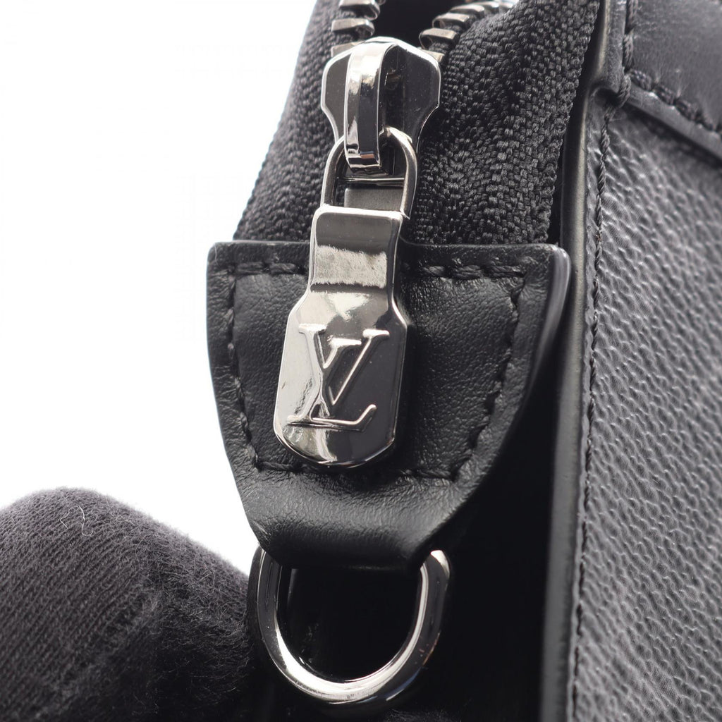 Louis Vuitton Gaston Wearable Wallet