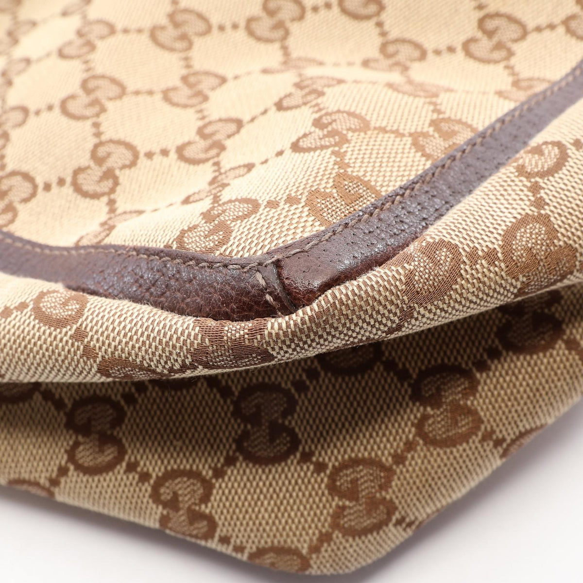 Gucci Abbey · GG Canvas