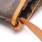 Louis Vuitton Saumur 30 · Monogram
