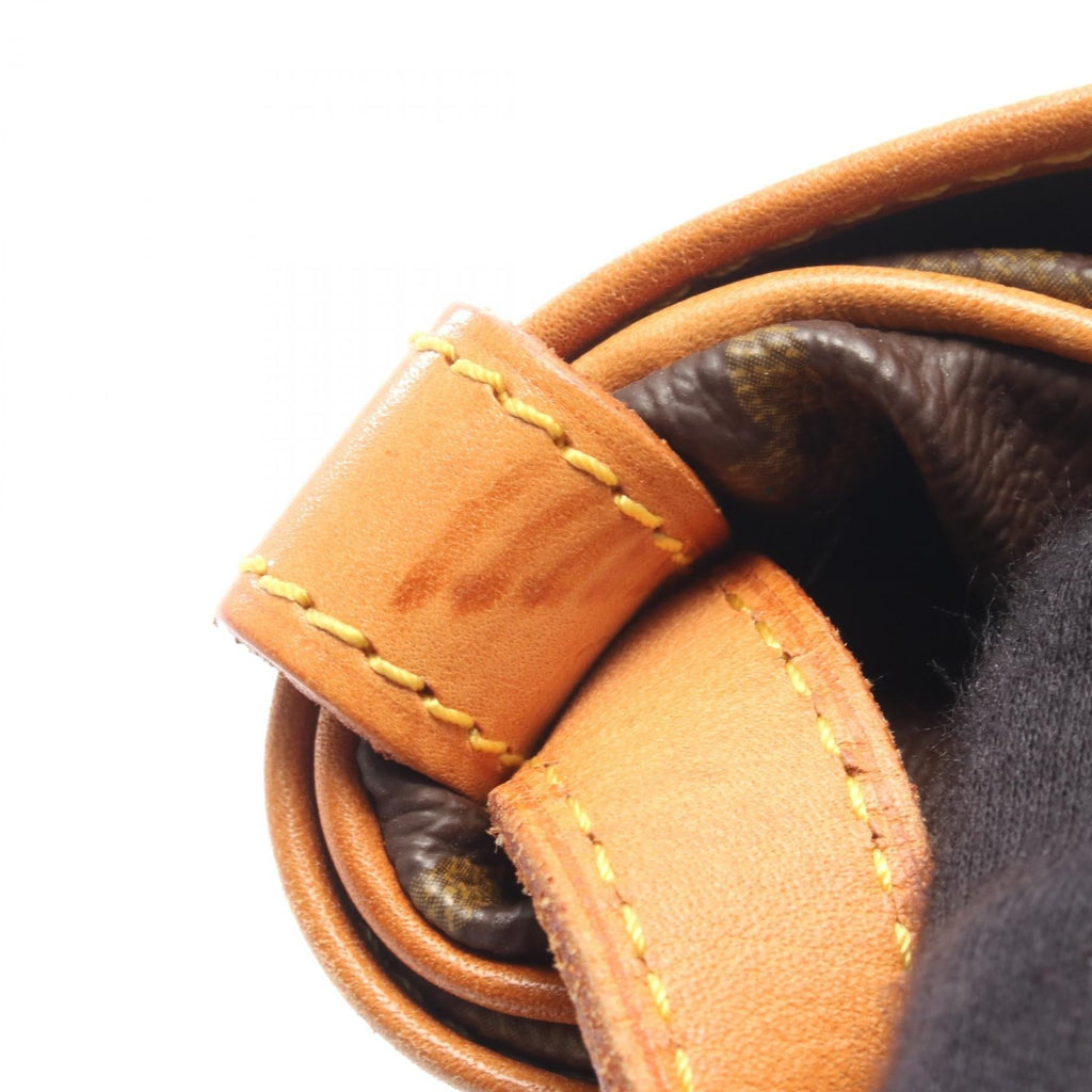 Louis Vuitton Saumur 30 · Monogram