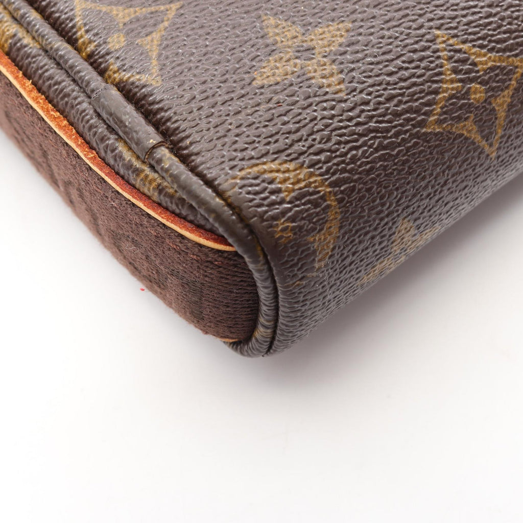 Louis Vuitton Trotter Beaubourg · Monogram