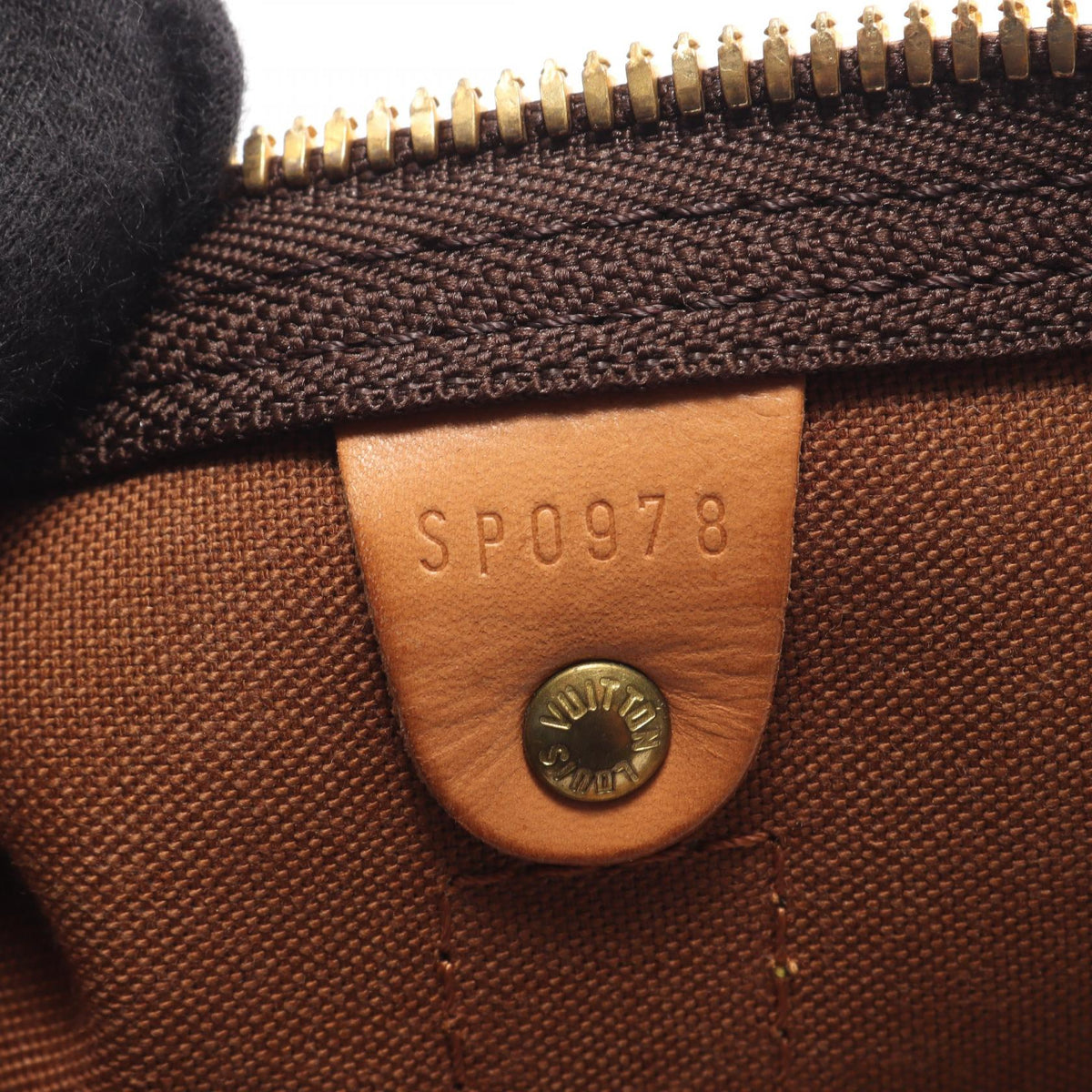 Louis Vuitton Keepall 50 · Monogram