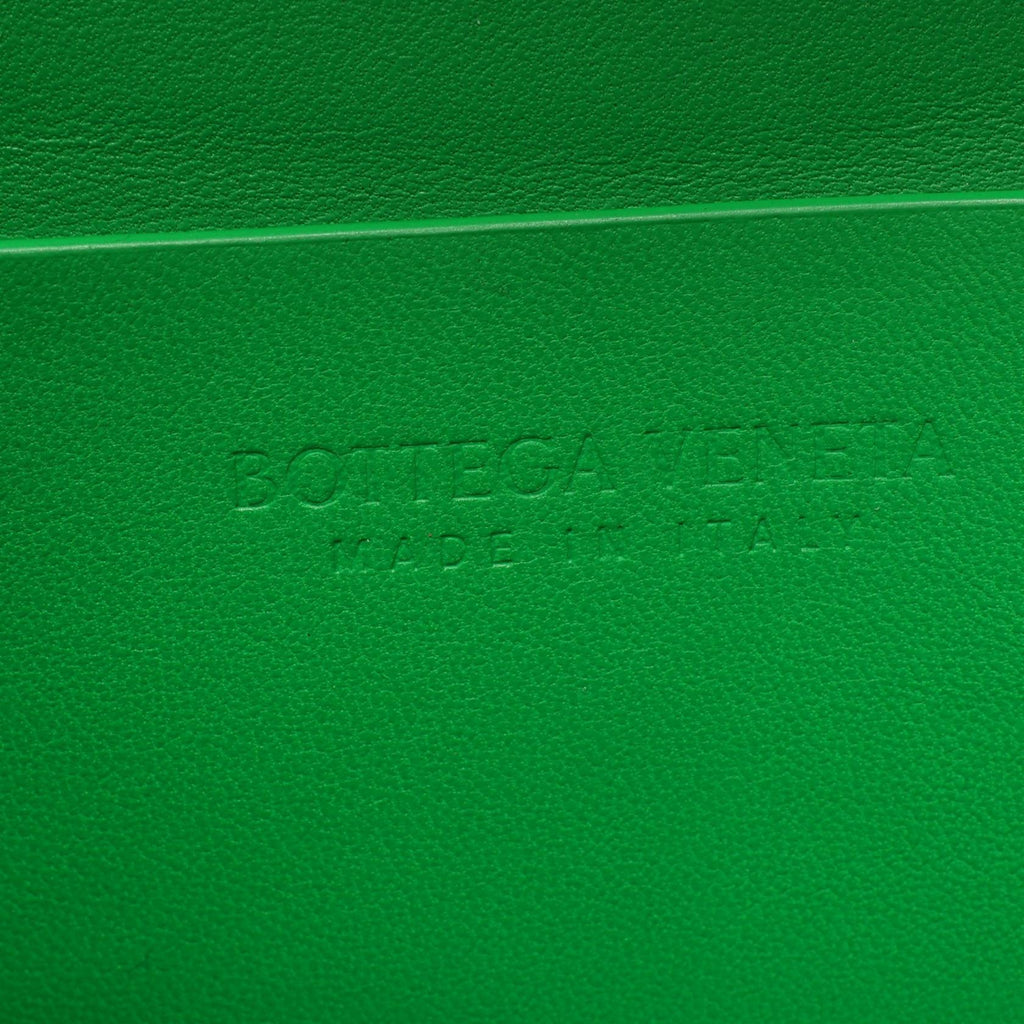 Bottega Veneta Beak Small · Leather