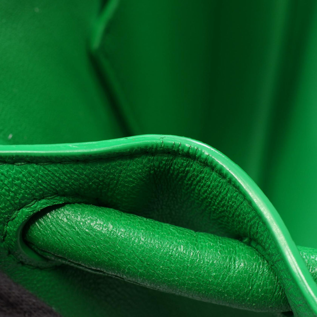 Bottega Veneta Beak Small · Leather