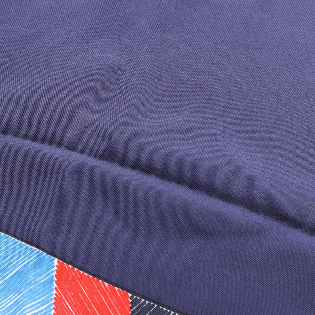 HERMÈS Favori du Faubourg · Silk Carré 90