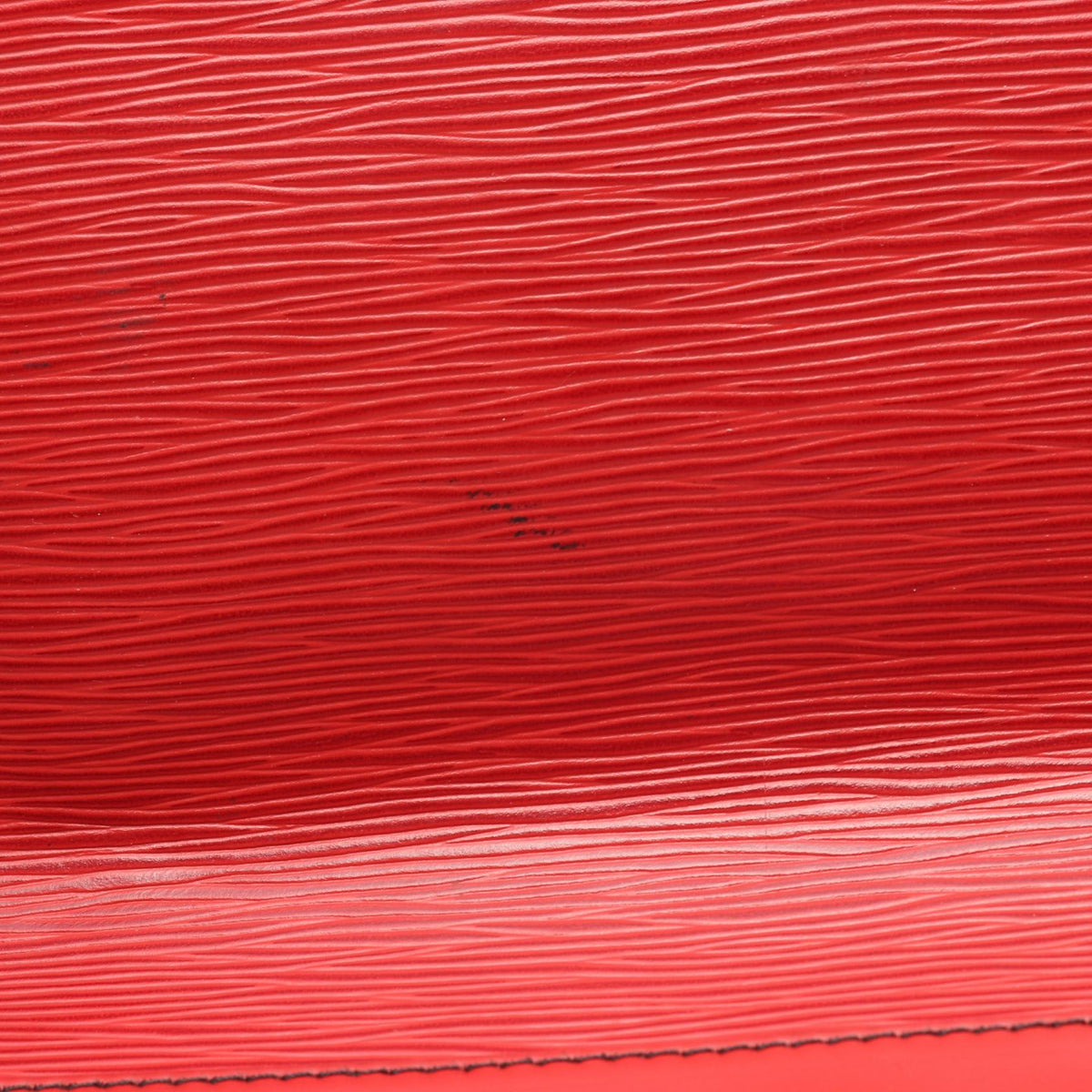 Louis Vuitton Noé · Epi Leather