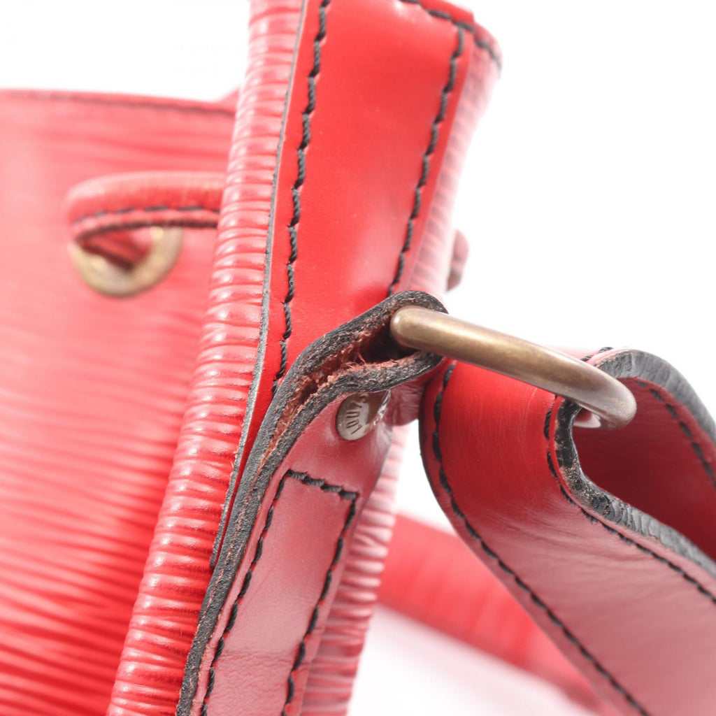 Louis Vuitton Noé · Epi Leather