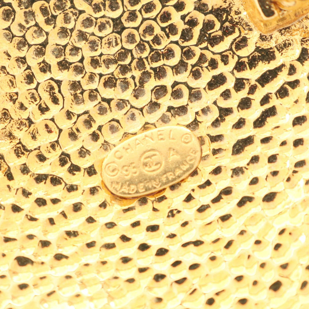 Chanel CC Logo Brooch · Gold Plated