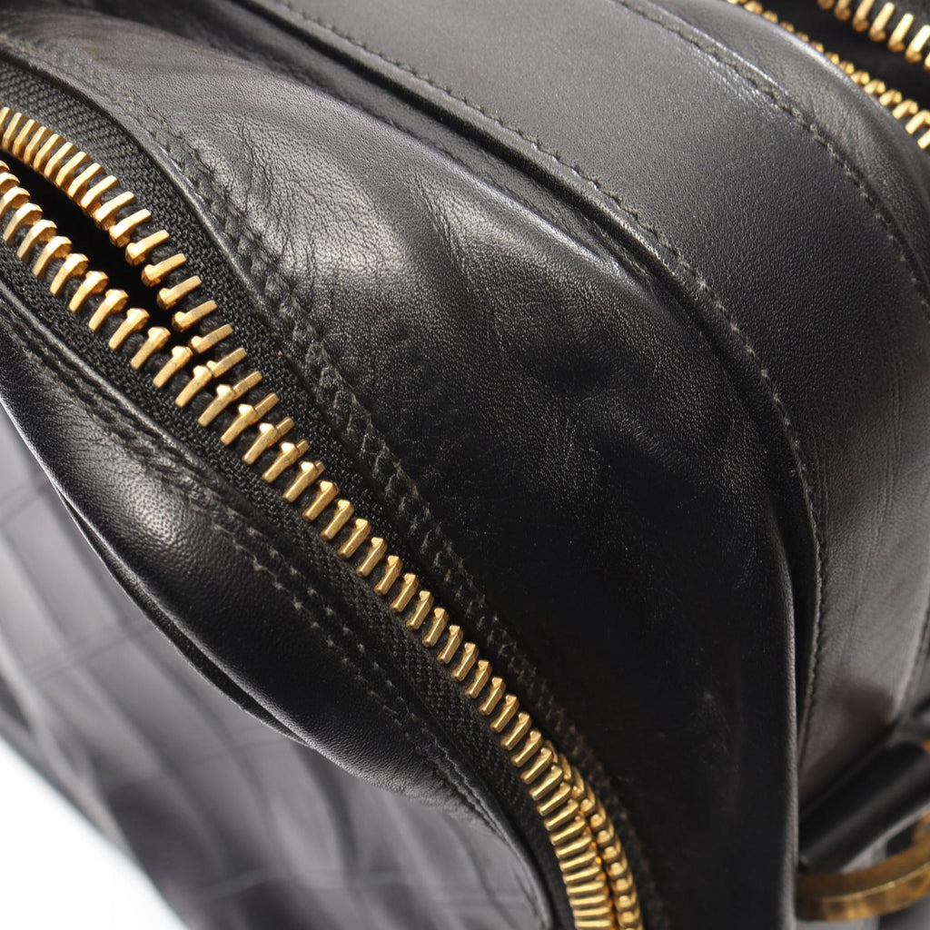 Chanel Bicolore · Lambskin · Gold Hardware
