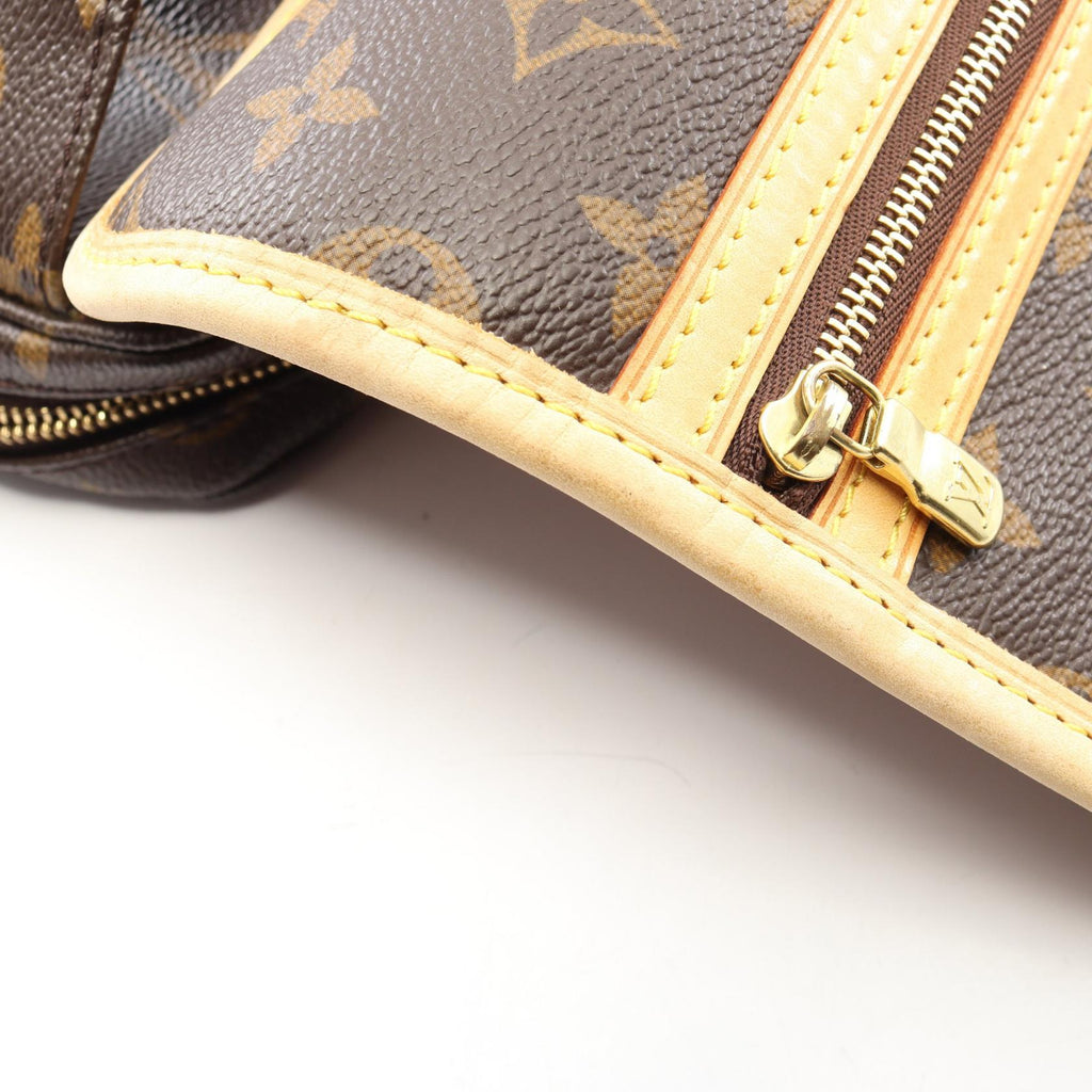 Louis Vuitton Bosphore · Monogram
