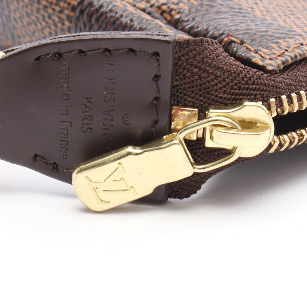 Louis Vuitton Mini Pochette · Damier T&B