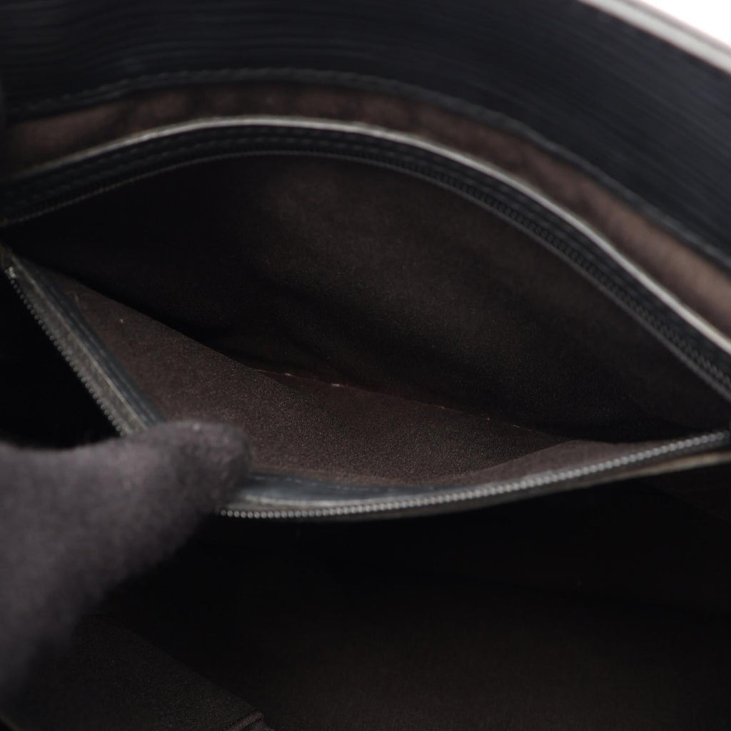 Louis Vuitton Sac Plat · Leather Tote