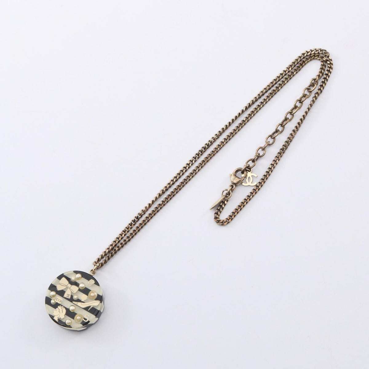 Chanel COCO Icon · Pearl Border Necklace