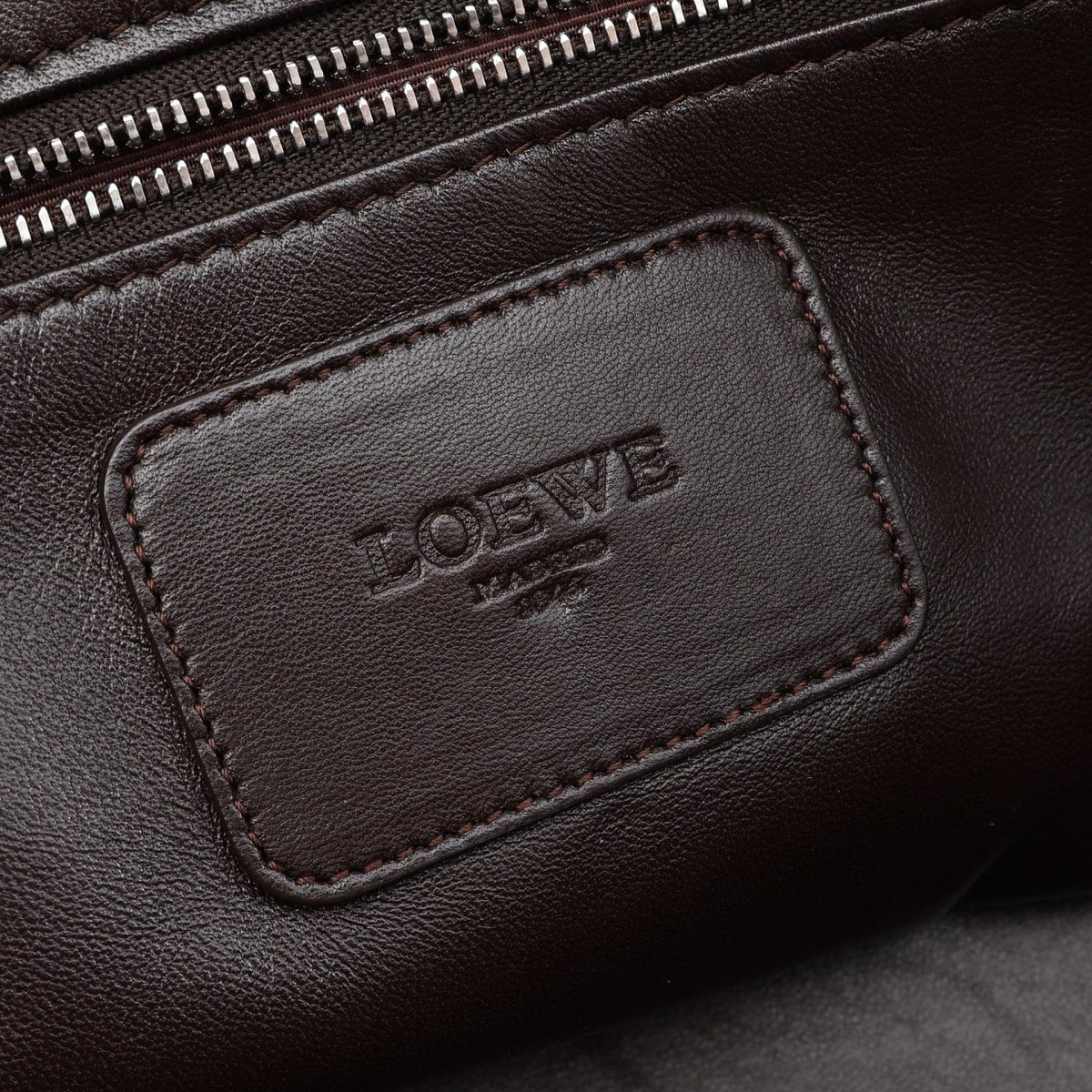 Loewe Amazona 36 · Leather