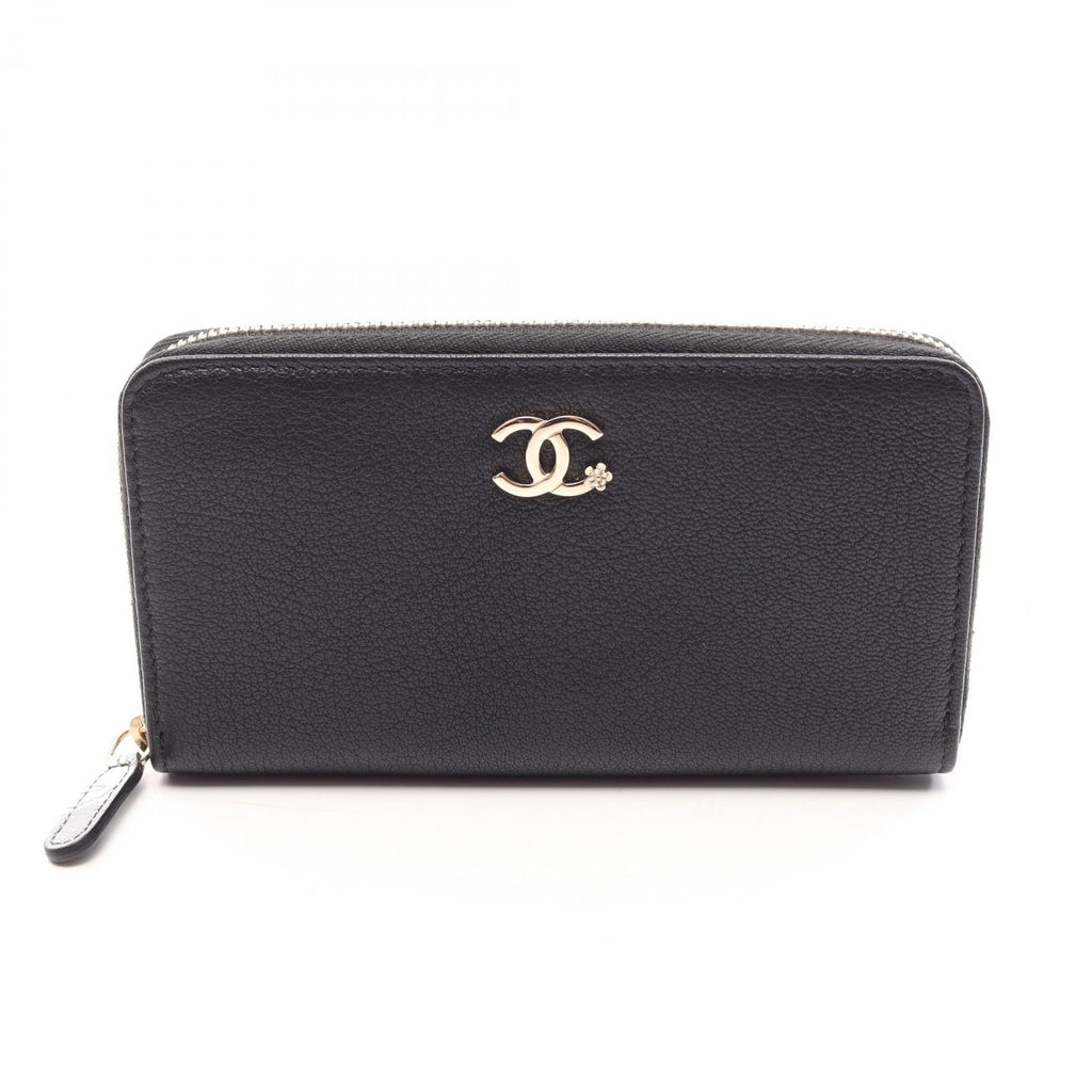 CHANEL CC Logo · Leather Zip Wallet