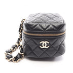 CHANEL Matelassé · Lambskin · Chain Clutch