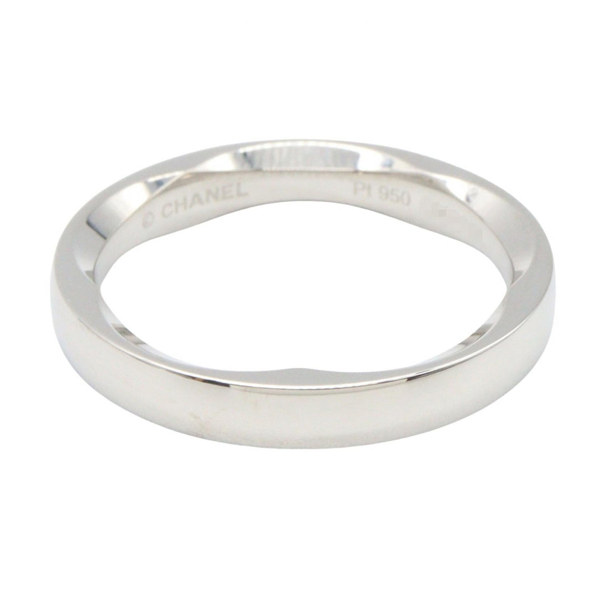 Chanel Camellia · Platinum Ring