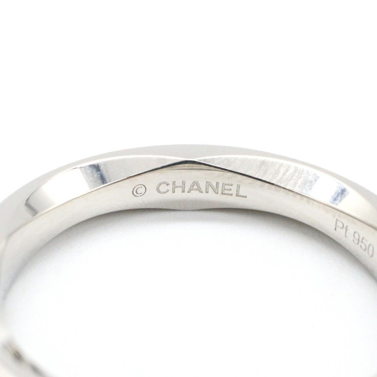 Chanel Camellia · Platinum Ring