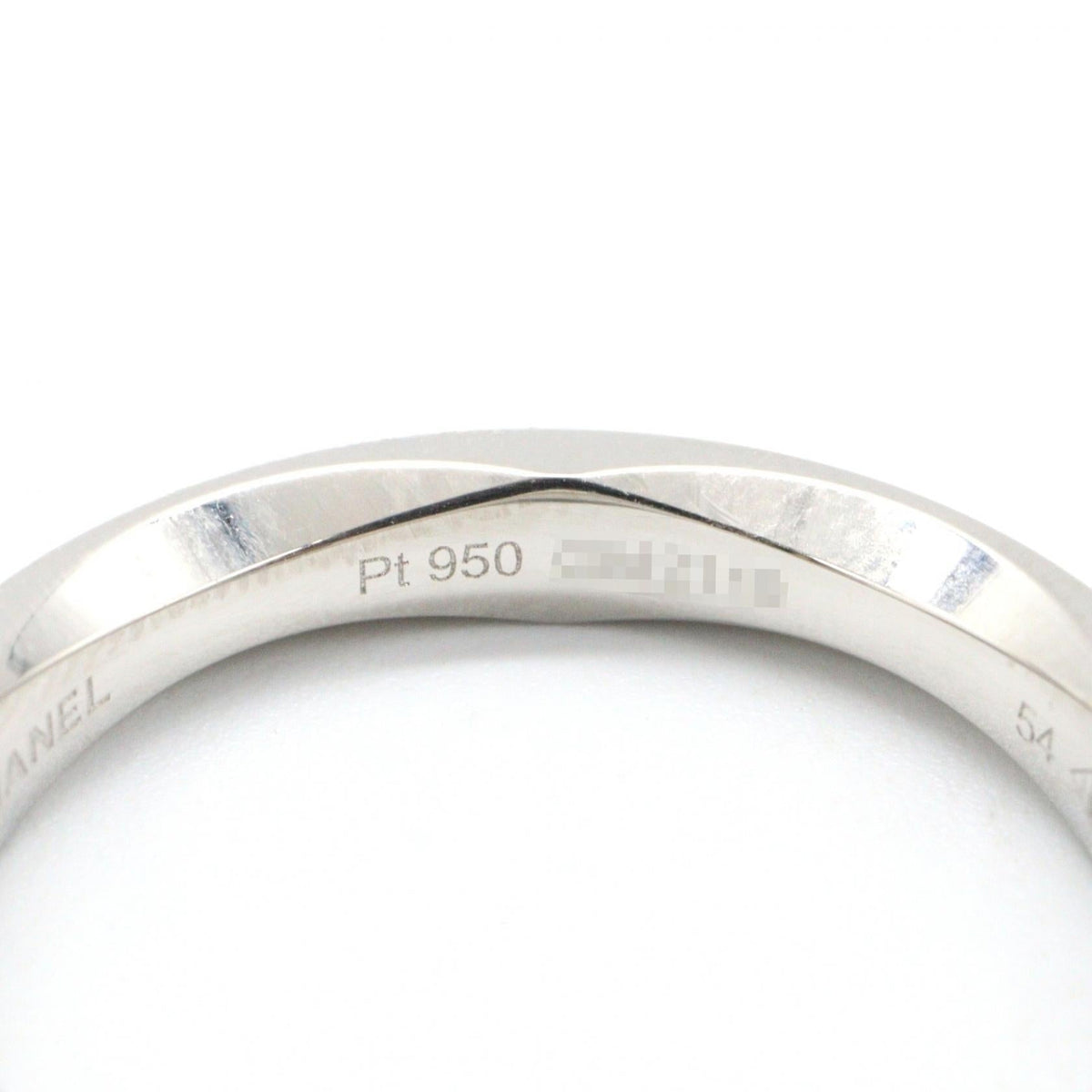 Chanel Camellia · Platinum Ring