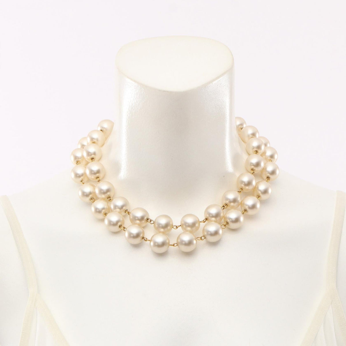 Chanel COCO Mark · Pearl Necklace