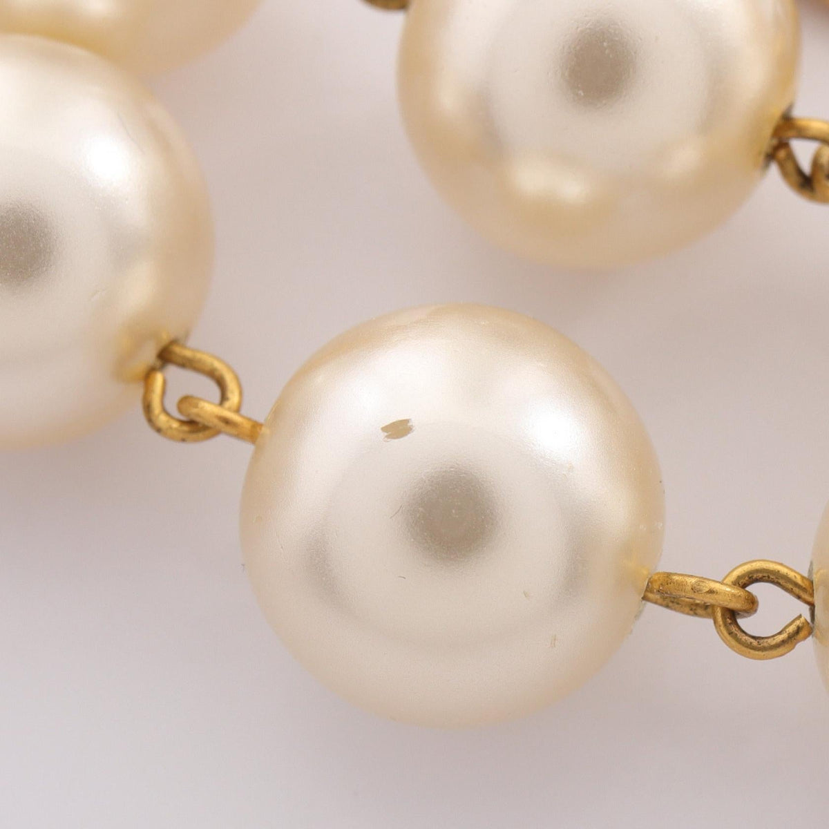Chanel COCO Mark · Pearl Necklace