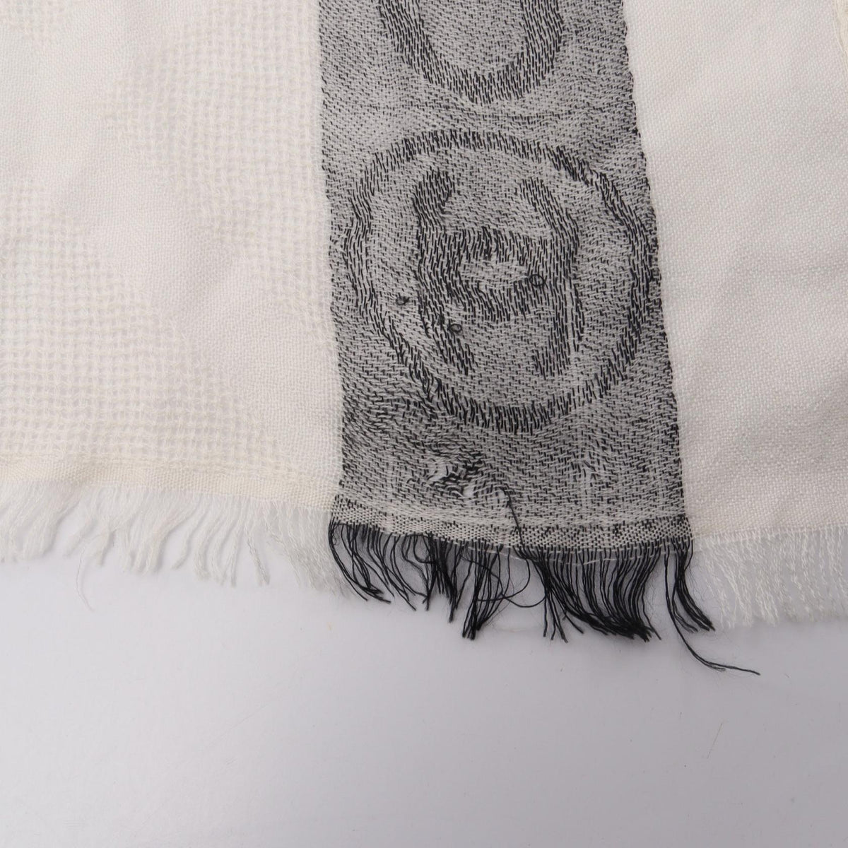 Chanel COCO Mark Stole · Silk Cashmere