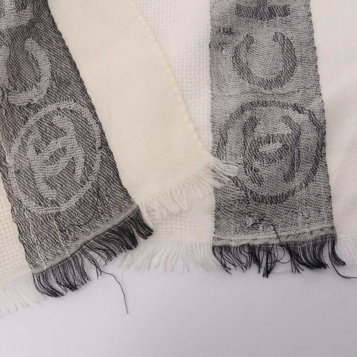 Chanel COCO Mark Stole · Silk Cashmere