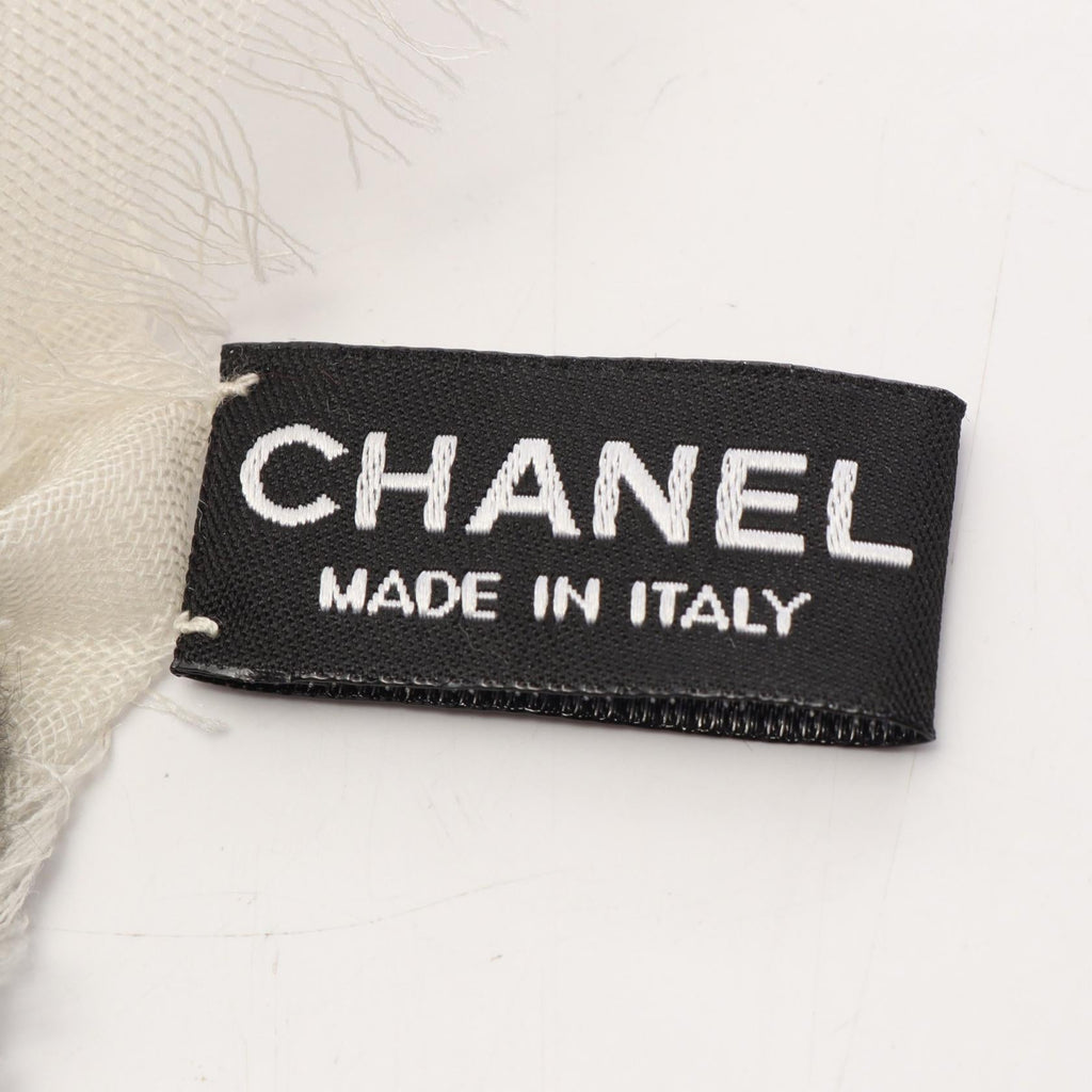 Chanel CC Logo · Silk Stole