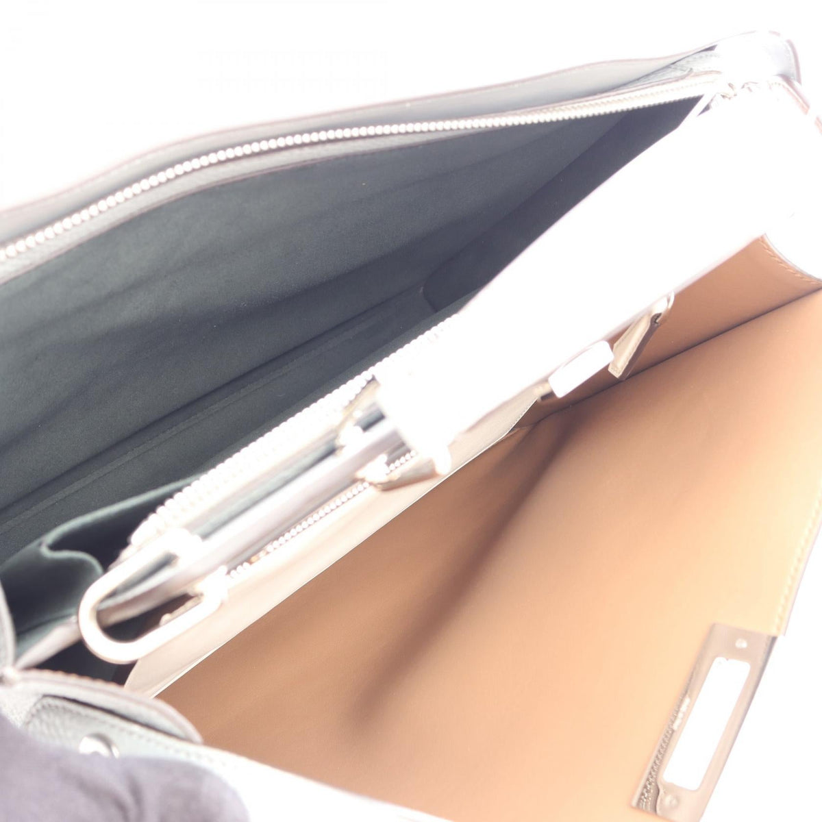 FENDI Peekaboo I See You Medium · Leather