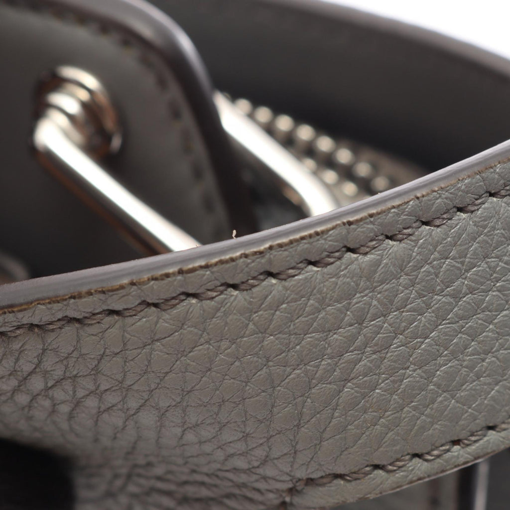 FENDI Peekaboo I See You Medium · Leather