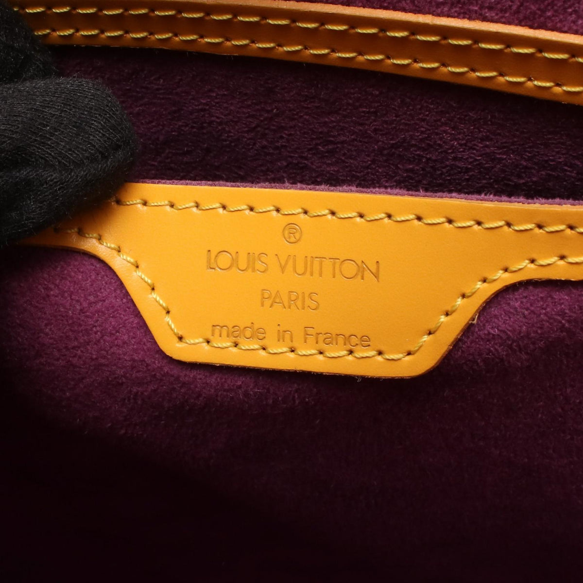 Louis Vuitton Saint Jacques · Epi Leather
