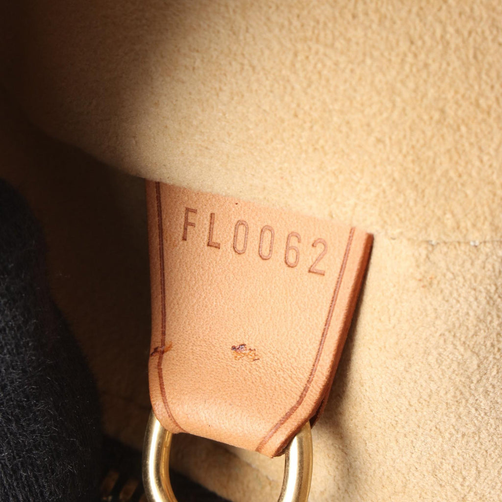 Louis Vuitton Cité GM · Monogram Canvas