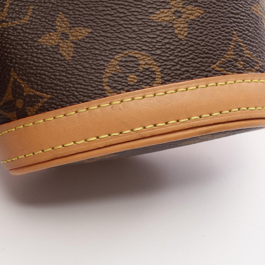 LOUIS VUITTON Fold Me · Monogram Pouch