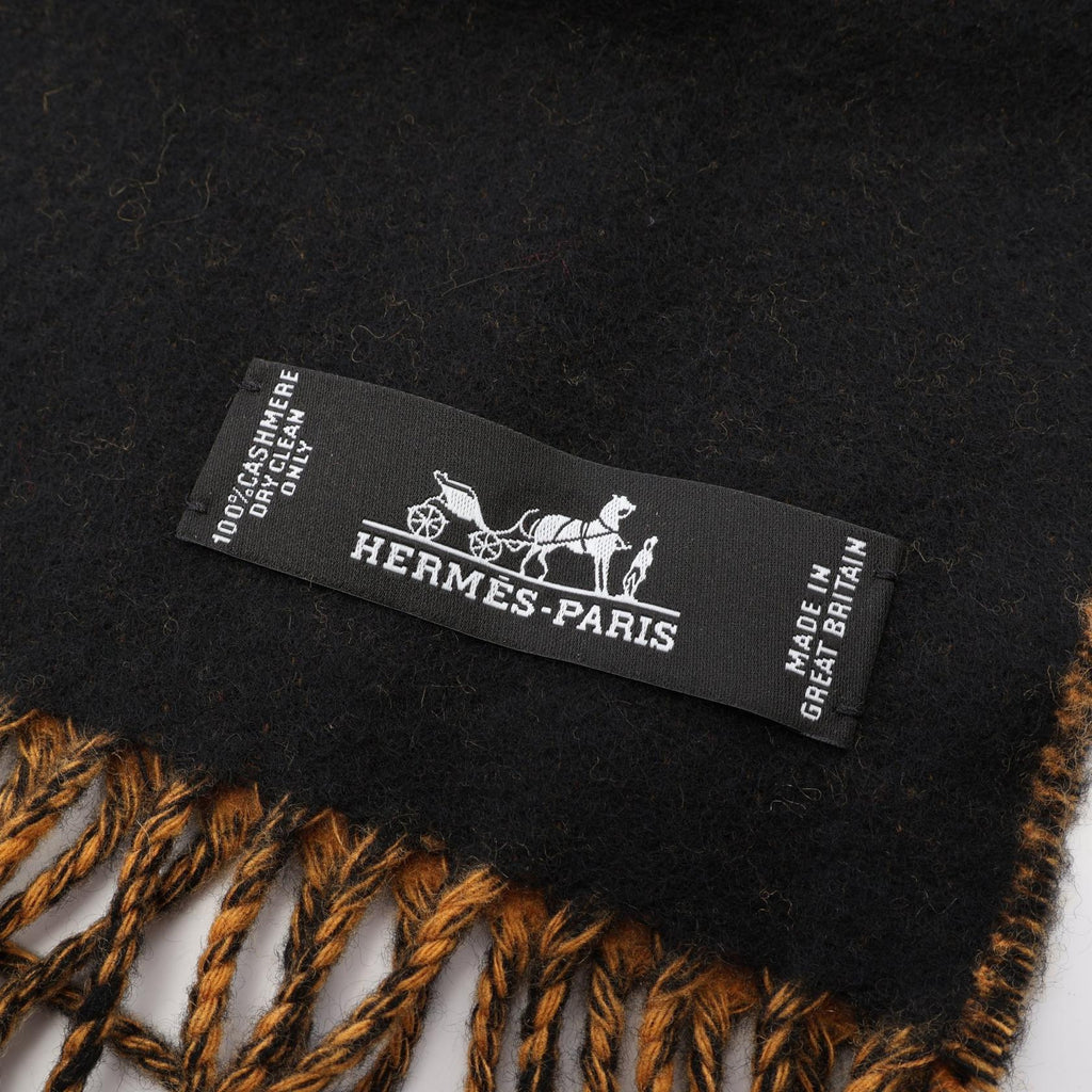 Hermès Kazak Zigzag · Cashmere Scarf