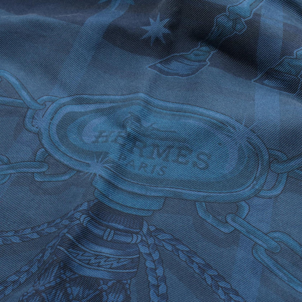 HERMÈS Carré 90 · C'est La Fête · Silk