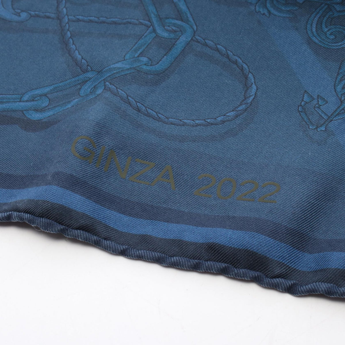 HERMÈS Carré 90 · C'est La Fête · Silk