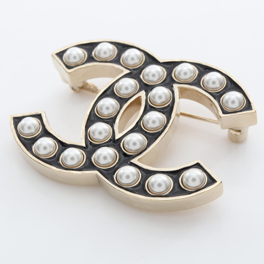 CHANEL · COCO Mark Pearl Brooch