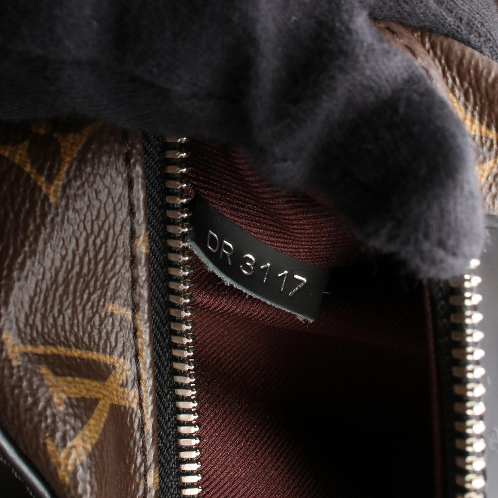 LOUIS VUITTON Josh · Monogram Macassar